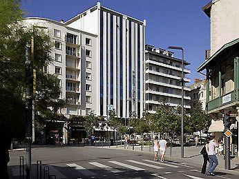 Mercure Le Président Biarritz Centre, 18 Place Georges Clémenceau  Biarritz